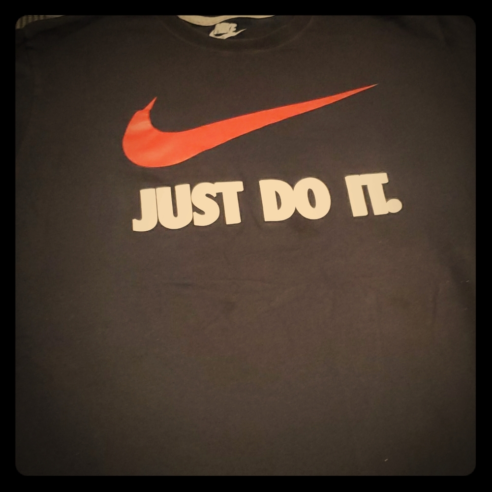 ❤️ Nike T Shirt